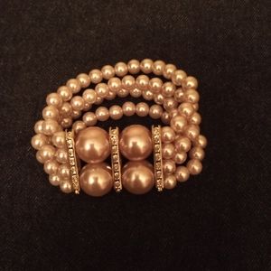 Pearl bracelet